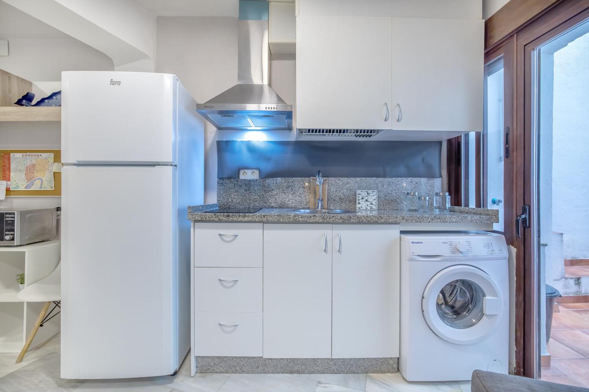 Encanto En La Juderia: Apartamento Con Patio Кордоба Екстериор снимка